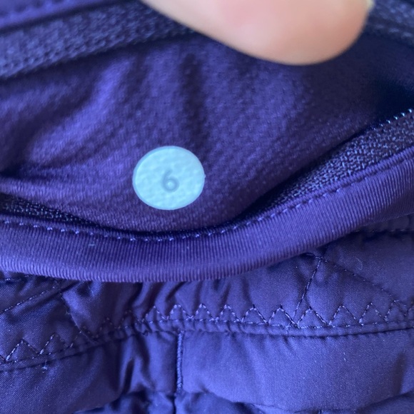 Lululemon Hot Cheeks Short - Picture 6 of 6